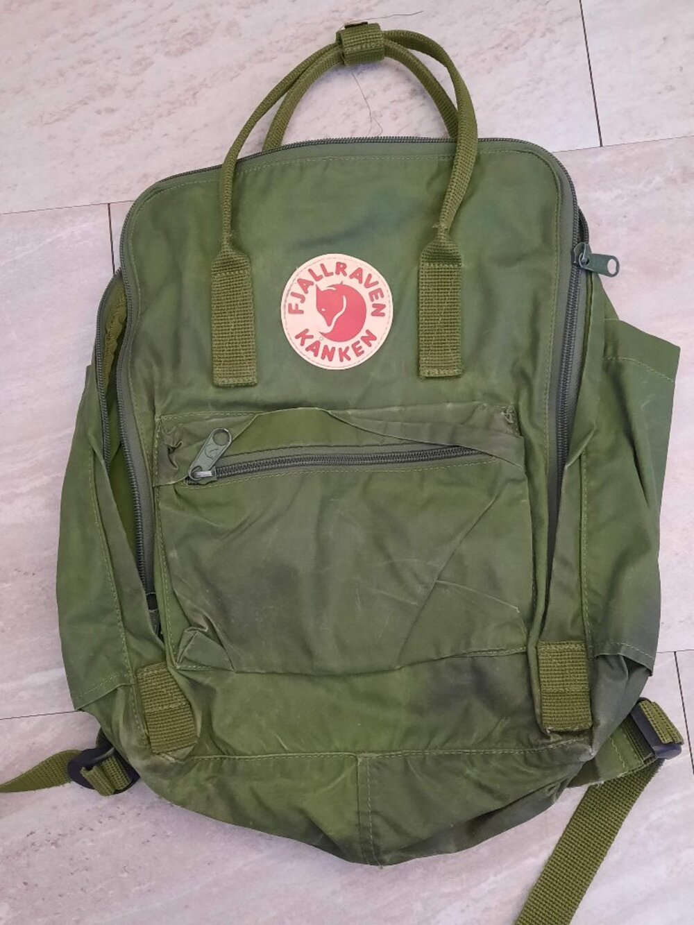 Fjallraven Kanken Green Backpack fair condition